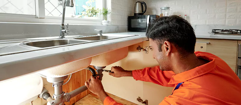 High Rise Toilet Repair and Replacement in Yorkdale, Toronto