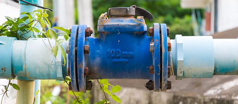 New Hot Water Mains Connection Services in Yorkdale, Toronto